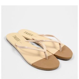 TKEES Sandals